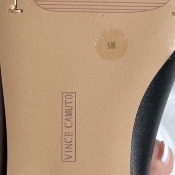 Vince Camuto Bowmel Black Nappa Leather Pointed Toe Bow Flats Mens Size 5M - Picture 4 of 11